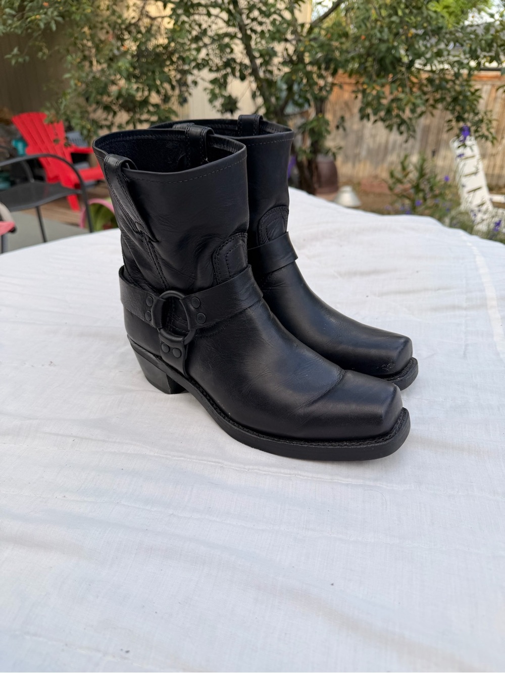 Brand new Frye Black Leather Harness Ankle Boots - Women size 10 - Picture 15 of 16